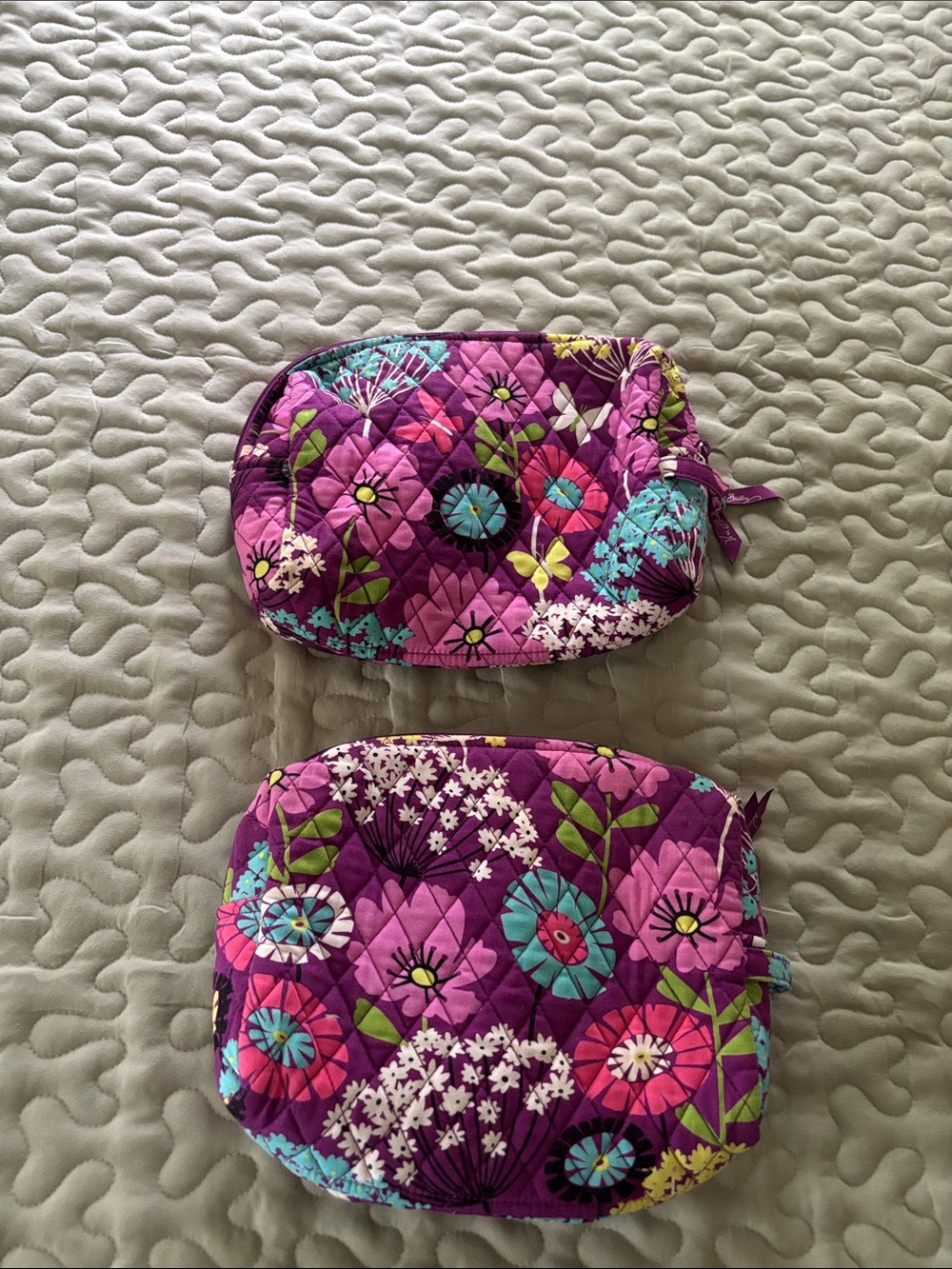 Vera Bradley Retired Flutterby Quilted Floral Lined Cosmetic Pouches Bags 2 - Picture 5 of 14